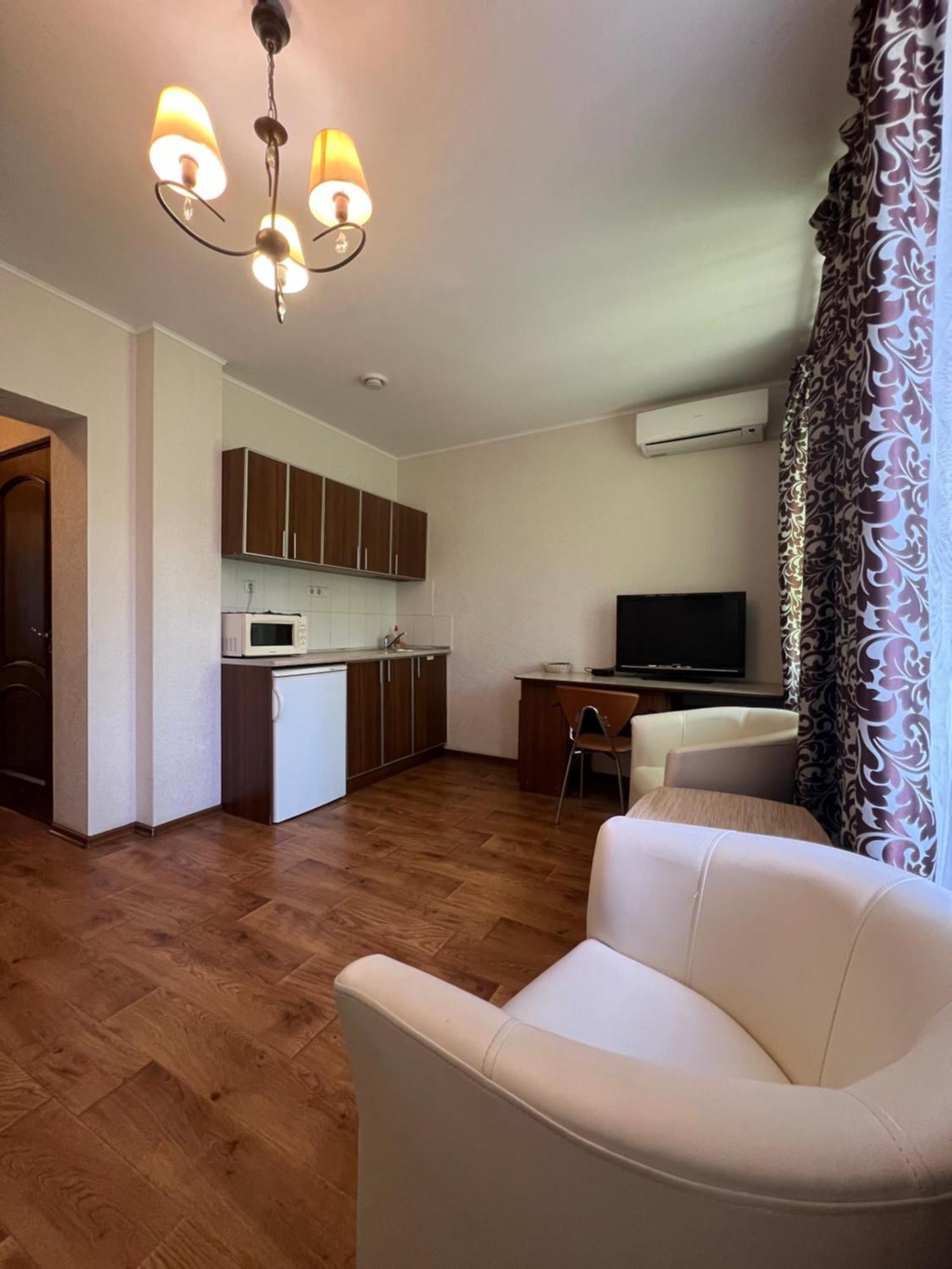 Apart Hotel Asotel Charkov Buitenkant foto