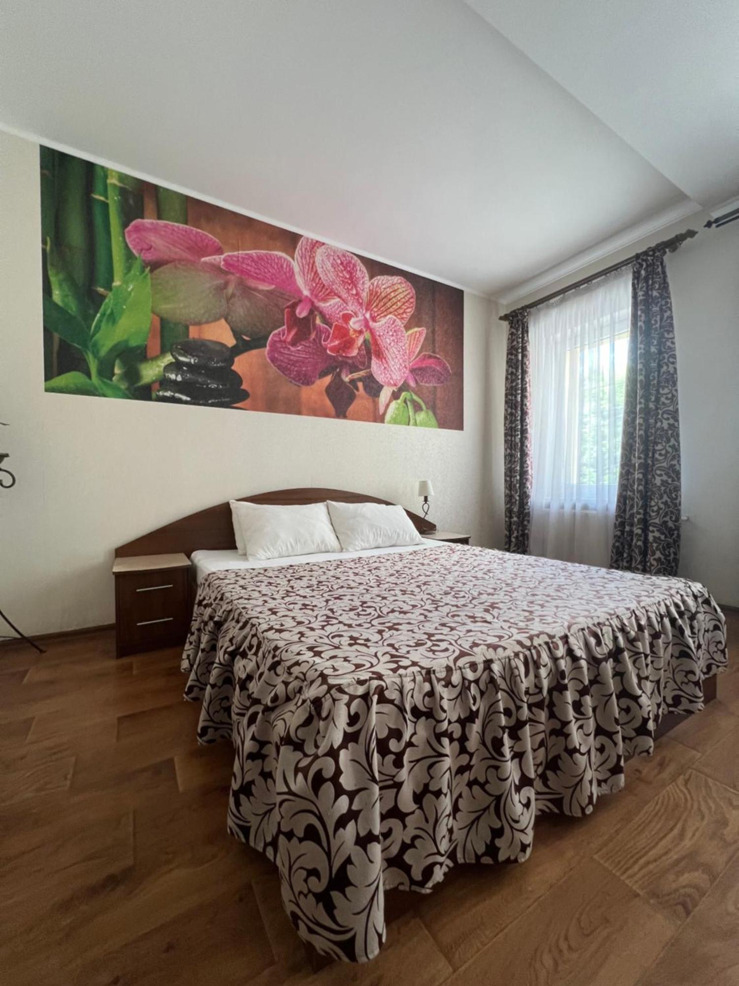 Apart Hotel Asotel Charkov Buitenkant foto